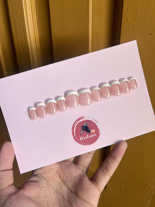 REALISTIC FRENCH (S SQUARE)