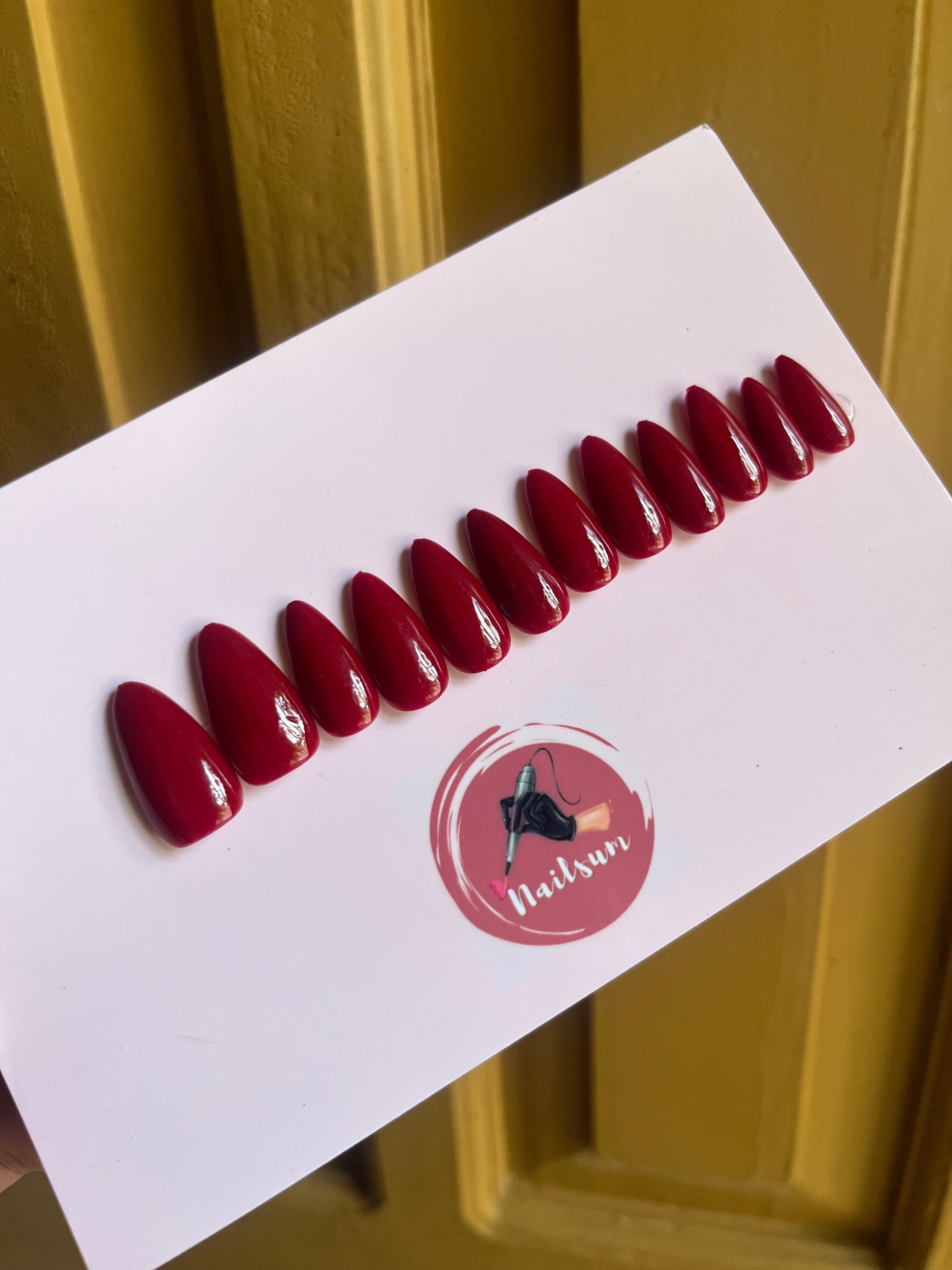 GLOSSY HOT RED SOLID SET - Nailsum